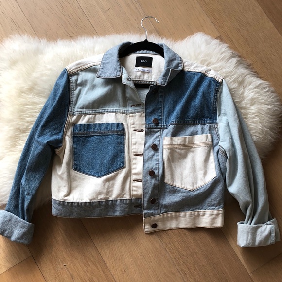 Denim Cropped Trucker Jacket 